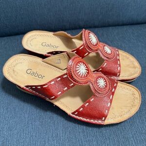 Gabor Sandals, Red leather wedges with stitched embellishments, Size 6.5, EUC‎